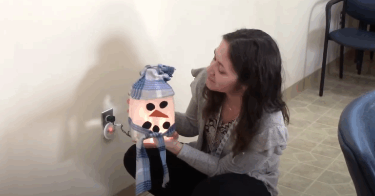 milk-jug-snowman